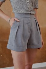 154260SH_1837_2-SHORT-ALFAIATARIA-PREGAS-BAINHA-VIRADA
