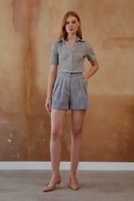 154260SH_1837_4-SHORT-ALFAIATARIA-PREGAS-BAINHA-VIRADA