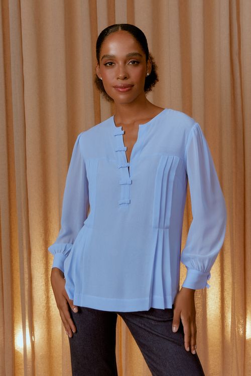 Blusa Transparência Pregas Laço - Azul Brigitte