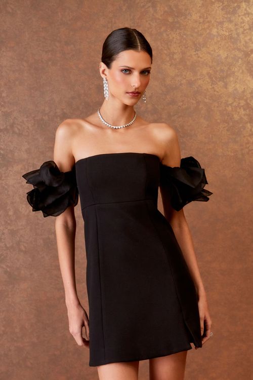 Vestido Curto Detalhe Flor - Preto