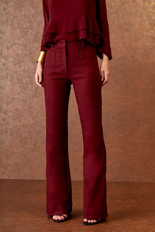 Calça Reta Bolsos Frente - Bordeaux