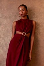 163243VM_1984_2-VESTIDO-MIDI-DETALHE-FRONTAL