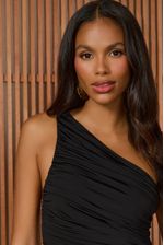 164415MA_008_4-MACACAO-JENNIFER-UM-OMBRO-SO
