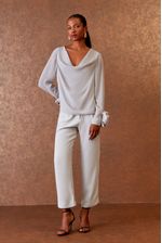 163016BL_1992_4-BLUSA-FLOR-MANGA