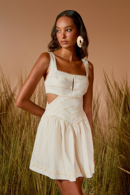 VESTIDO CURTO GODE RENDAS